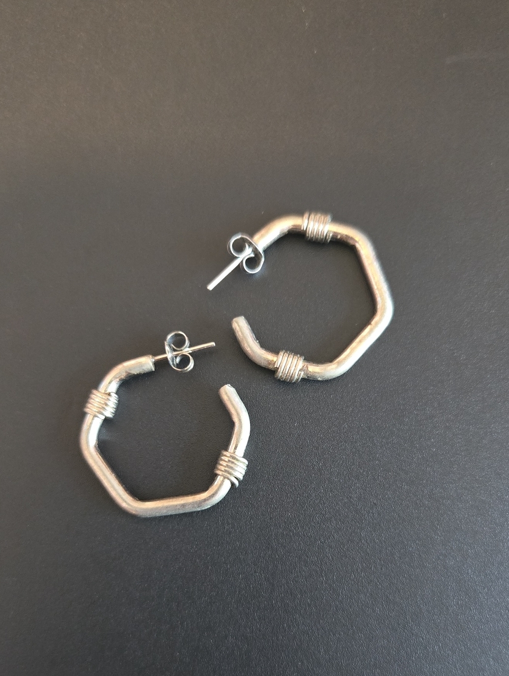 Silver Tone Octagon Detailed Hoop Earrings